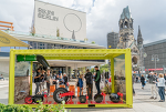 (c) Forum Moderne Landwirtschaft: Ackercontainer vor der Berliner Gedächtniskirche (c) Forum Moderne Landwirtschaft: Ackercontainer vor der Berliner Gedächtniskirche