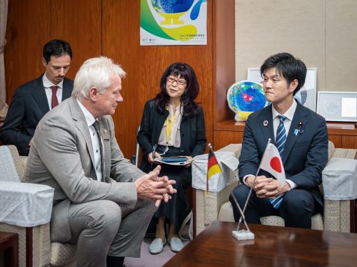 Alois Rainer In Japan Gespräche über Zusammenarbeit
&copy; BMLEH